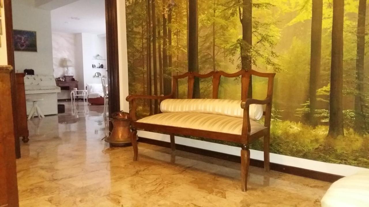 La Martino B&B Varese Exterior foto